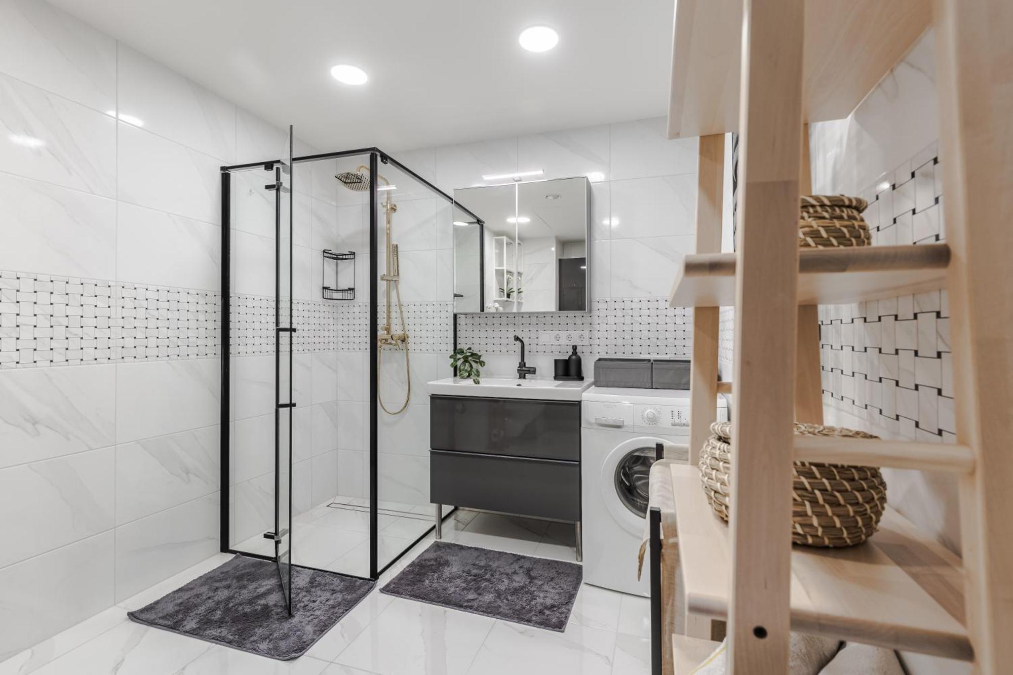 Fantasy House, Cozzy Apartmens, Free Parking, Long Stays Welcome فيلنيوس المظهر الخارجي الصورة